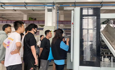 /A doctoral team from Tsinghua University's Department of Mechanical Engineering visited Discover Machinery for an exchange!